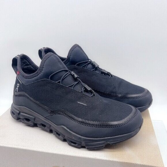 On Cloudaway Waterproof Suma Hiking Running Shoe All Black Mens US 9.5 *Limited - Picture 2 of 12